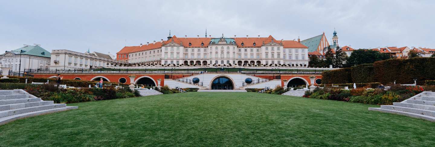 Warsaw, poland - september 29, 2019: royal castle in old town of warsaw, poland