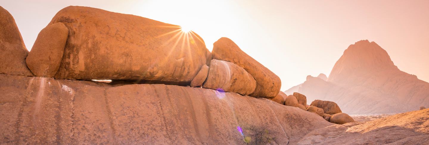 spitzkoppe-mountain-sunrise-namibia-africa