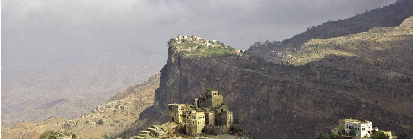 Wadi sara in mountains, yemen
