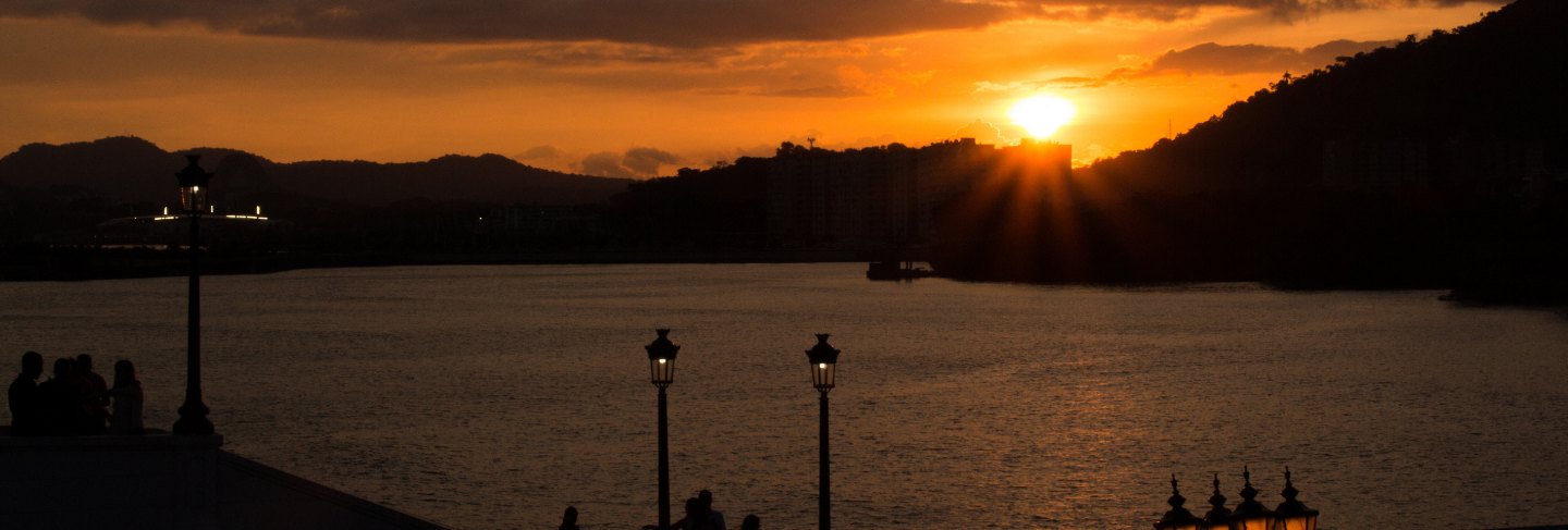Sunset Premium