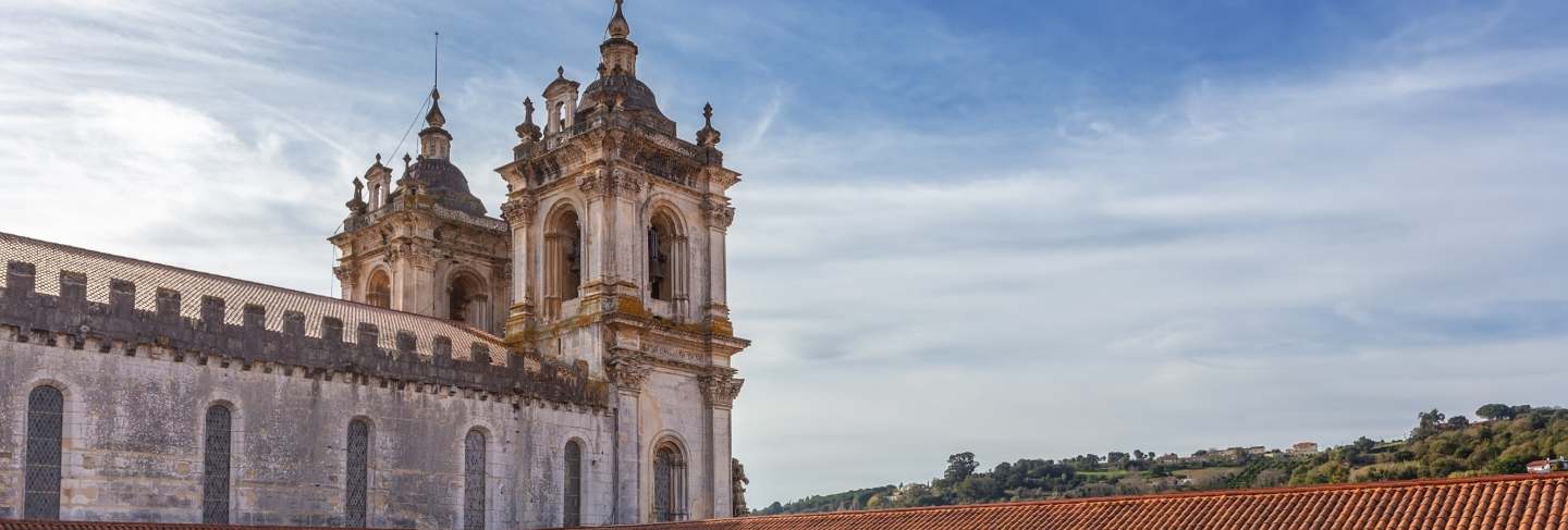 Architectural detail catholic monastery alcobaca.