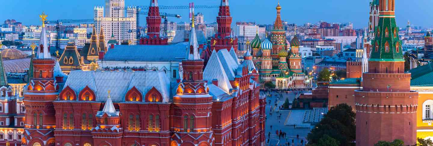 St. basil's cathedral on red square in moscow