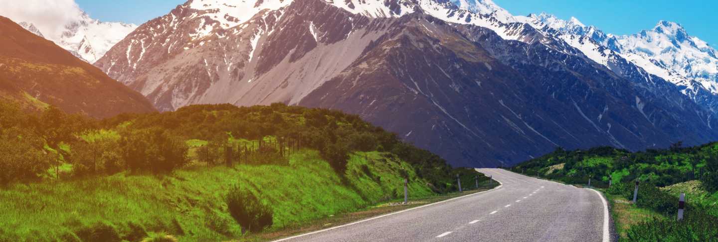 Road to mt cook, new zealand.