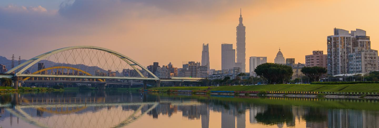 Evening of taipei 101