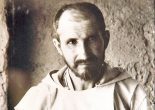 Os escritos de Foucauld possuem uma experiência sensível, um toque com todos os órgãos do seu corpo. São narrativas profundamente pessoais, companhia de caminhada quando a solidão mais se fazia sentir. São a busca de uma comunhão, a procura de um encontro, a transposição para a escrita do caminho de um cada vez maior desejo.