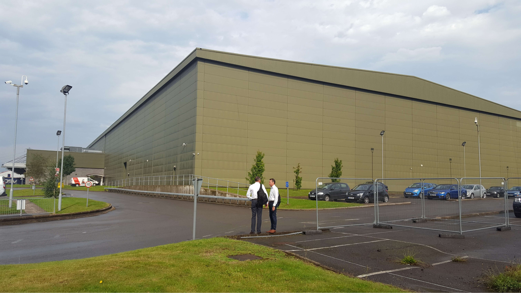 Spectrum Brands First World Hybrid