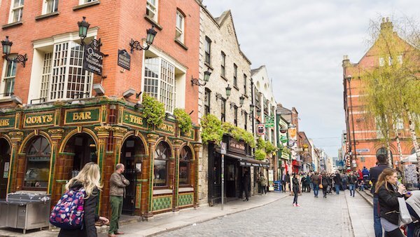 students abroad pub ireland