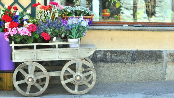 flower cart italy destination wedding