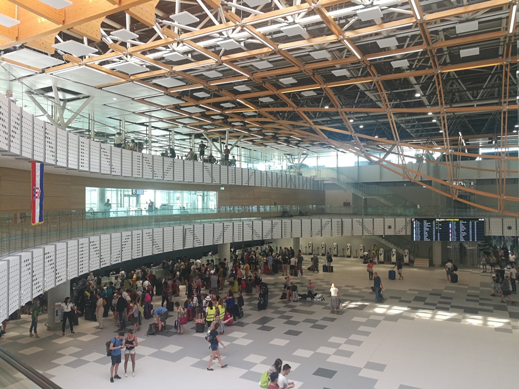 Split Airport (SPU) Shuttle bus, Timetables and FAQs