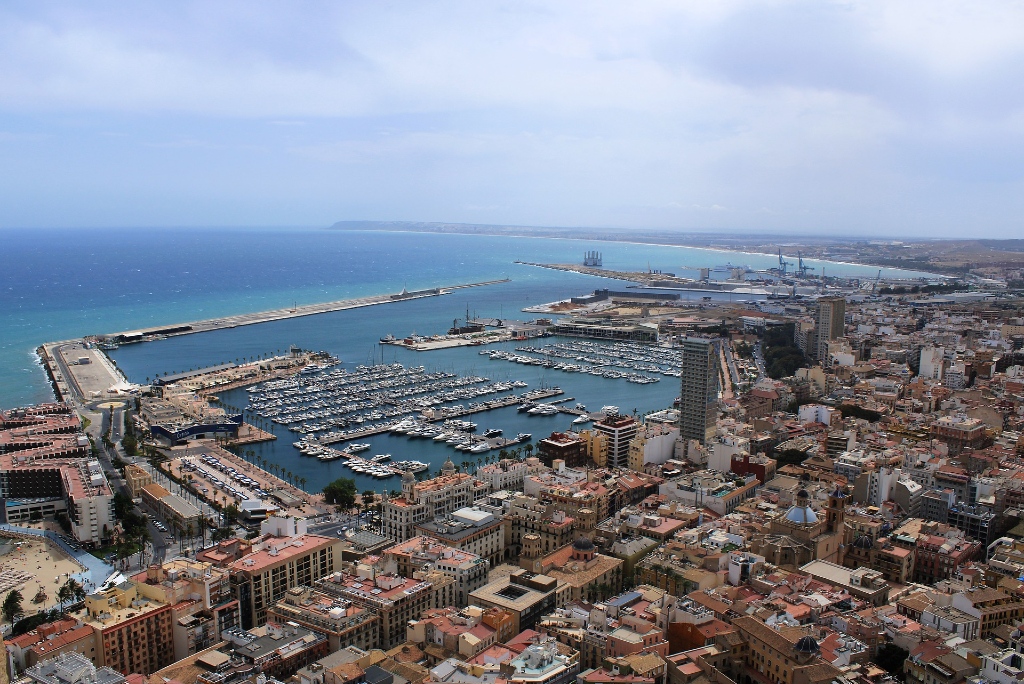 Alicante Airport (ALC) Airport Information, Airlines & Getting to City