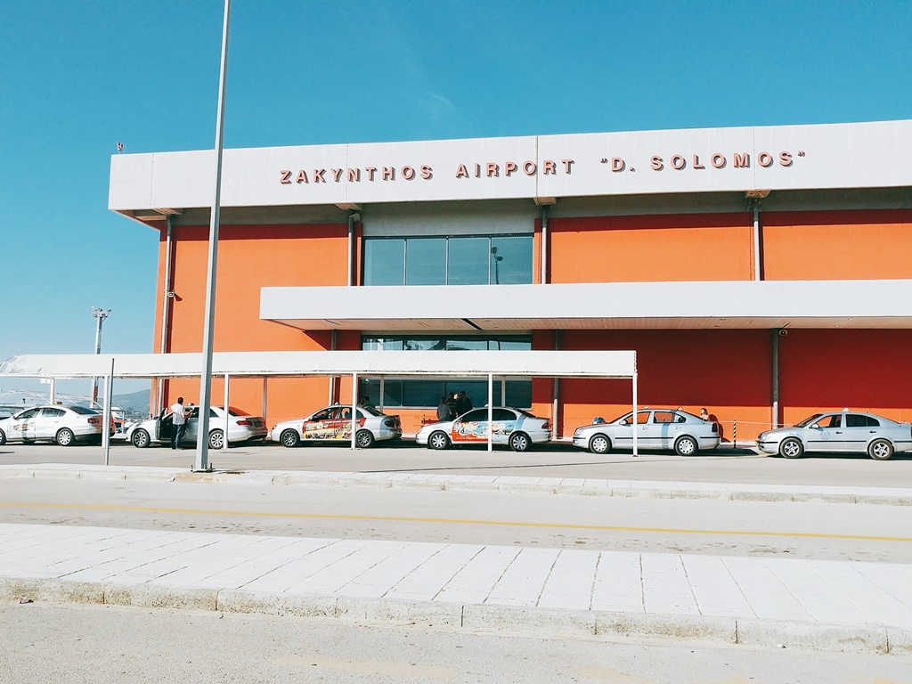 Zakynthos Airport (ZTH) Passenger Info & Getting to the City