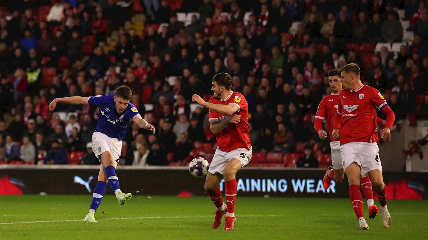George Hirst goal Barnsley (A) MATCHDAY.jpg