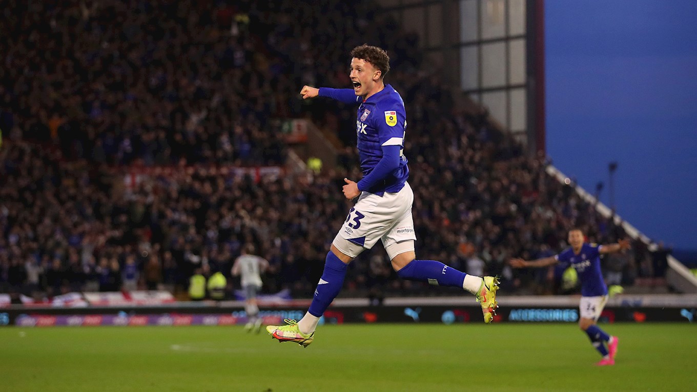 Nathan Broadhead cele Barnsley (A) MATCHDAY.jpg