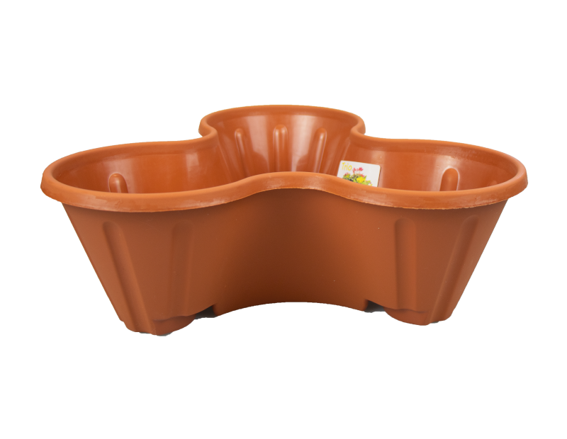 Trio Terracotta Planter With PDQ