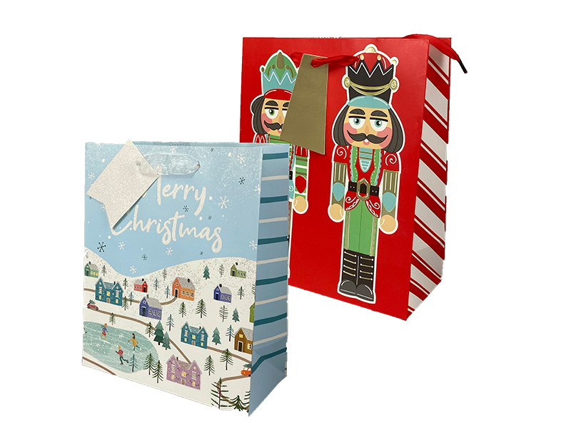 Christmas Traditional Luxury Medium Gift Bag Christmas Traditional Luxury Medium Gift Bag