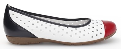 gabor ruffle pumps