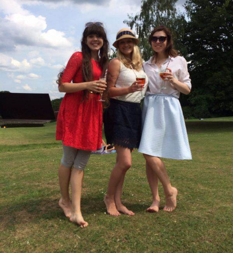835203012photo9