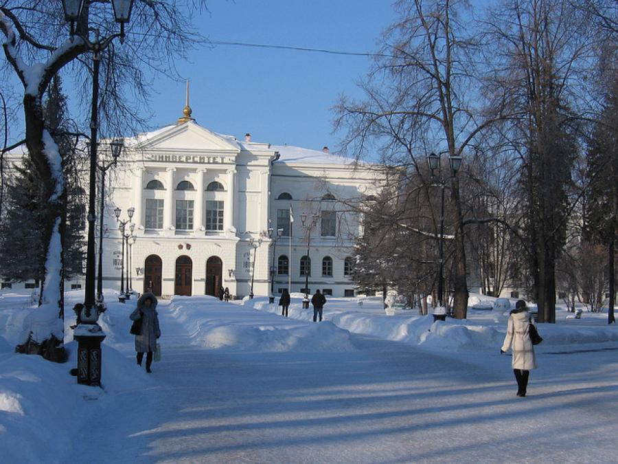 Learning Russian Ab Initio