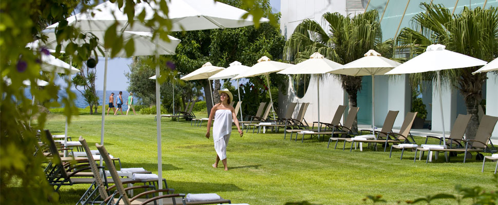 Louis Imperial hotel in paphos - gardens