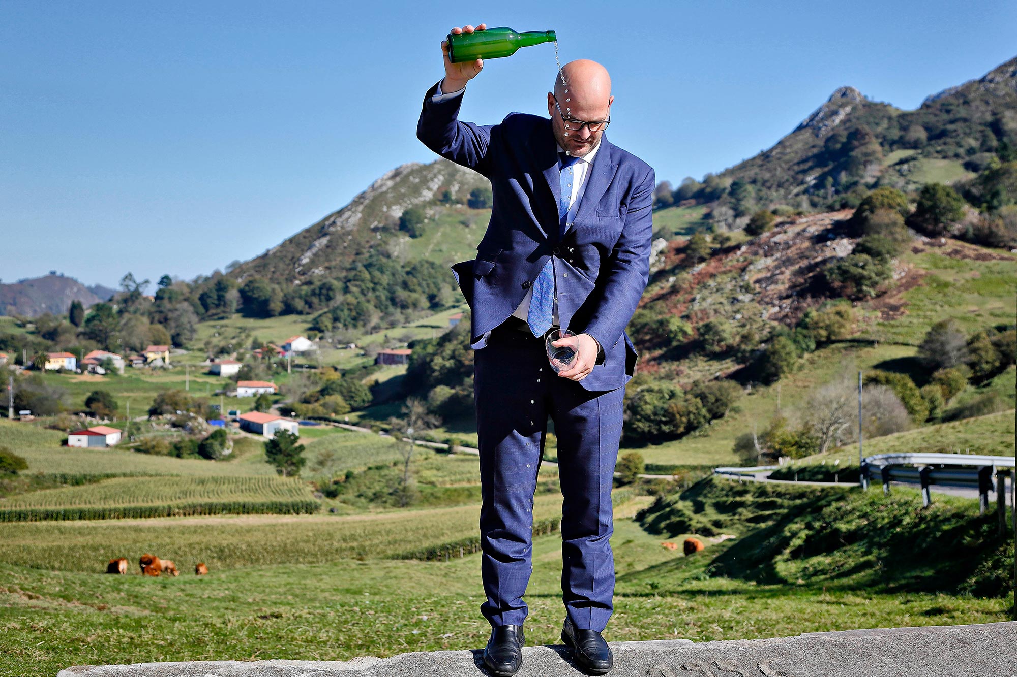 El sumiller Juan Luis García ha incluido la sidra en los menús de 'Casa Marcial'. El sumiller Juan Luis García ha incluido la sidra en los menús de 'Casa Marcial'.