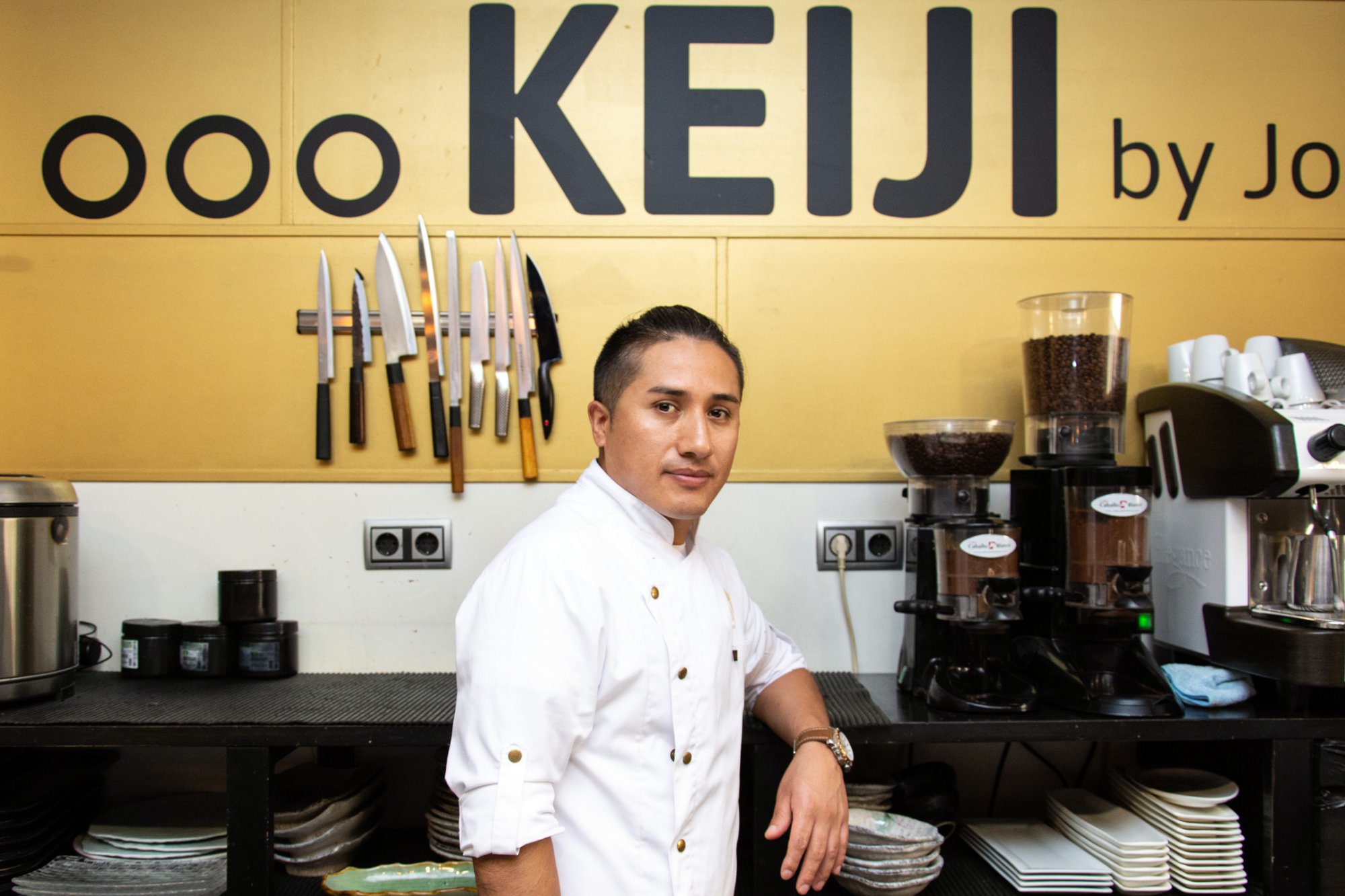 Joel Elmer dirige 'Keiji', uno de los restaurantes más exóticos de la ciudad. Foto: Ramón Peco. Joel Elmer dirige 'Keiji', uno de los restaurantes más exóticos de la ciudad. Foto: Ramón Peco.