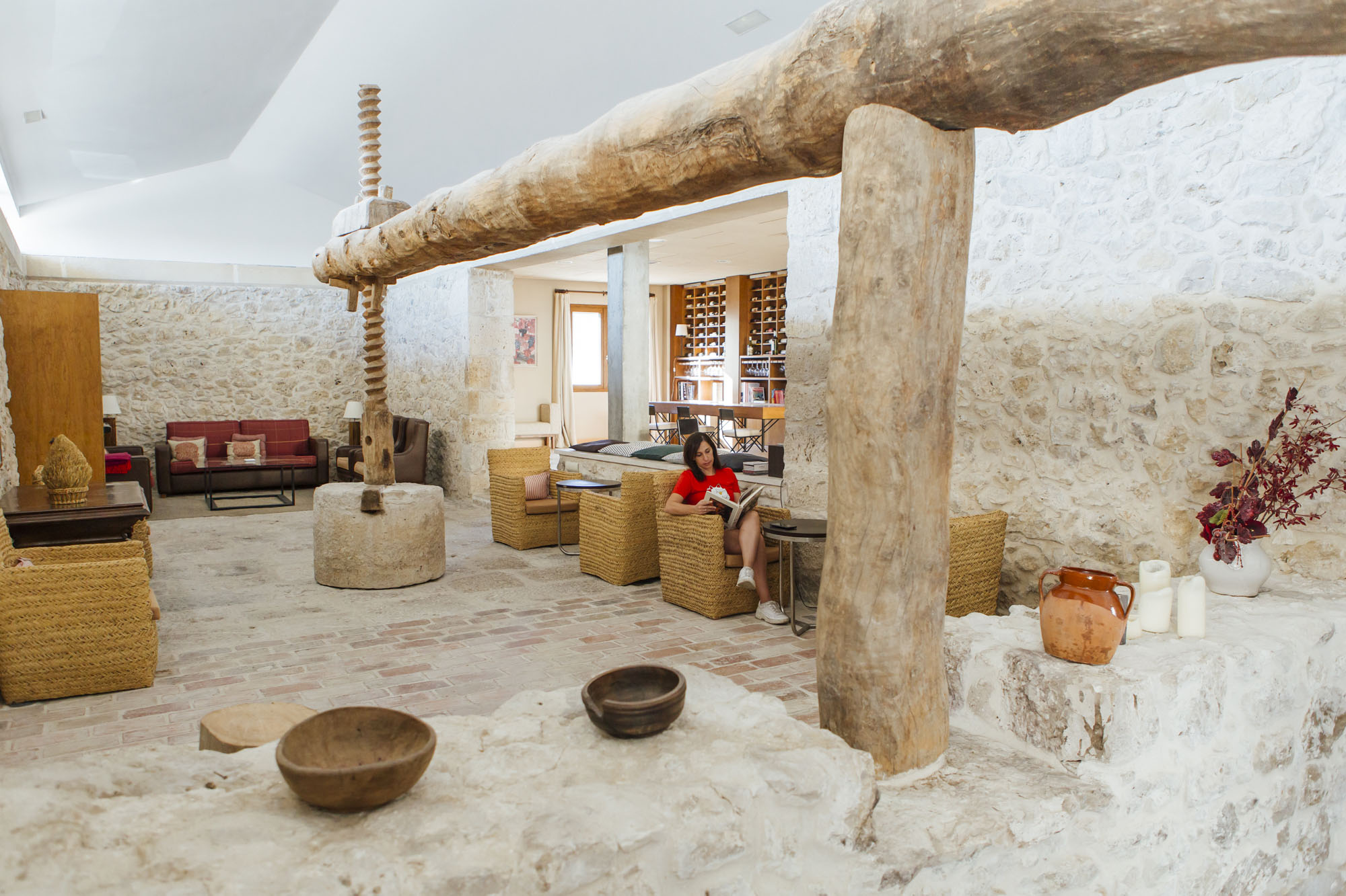 El antiguo lagar comunitario del pueblo es hoy el hotel 'LaVida Vino Spa'. El antiguo lagar comunitario del pueblo es hoy el hotel 'LaVida Vino Spa'.