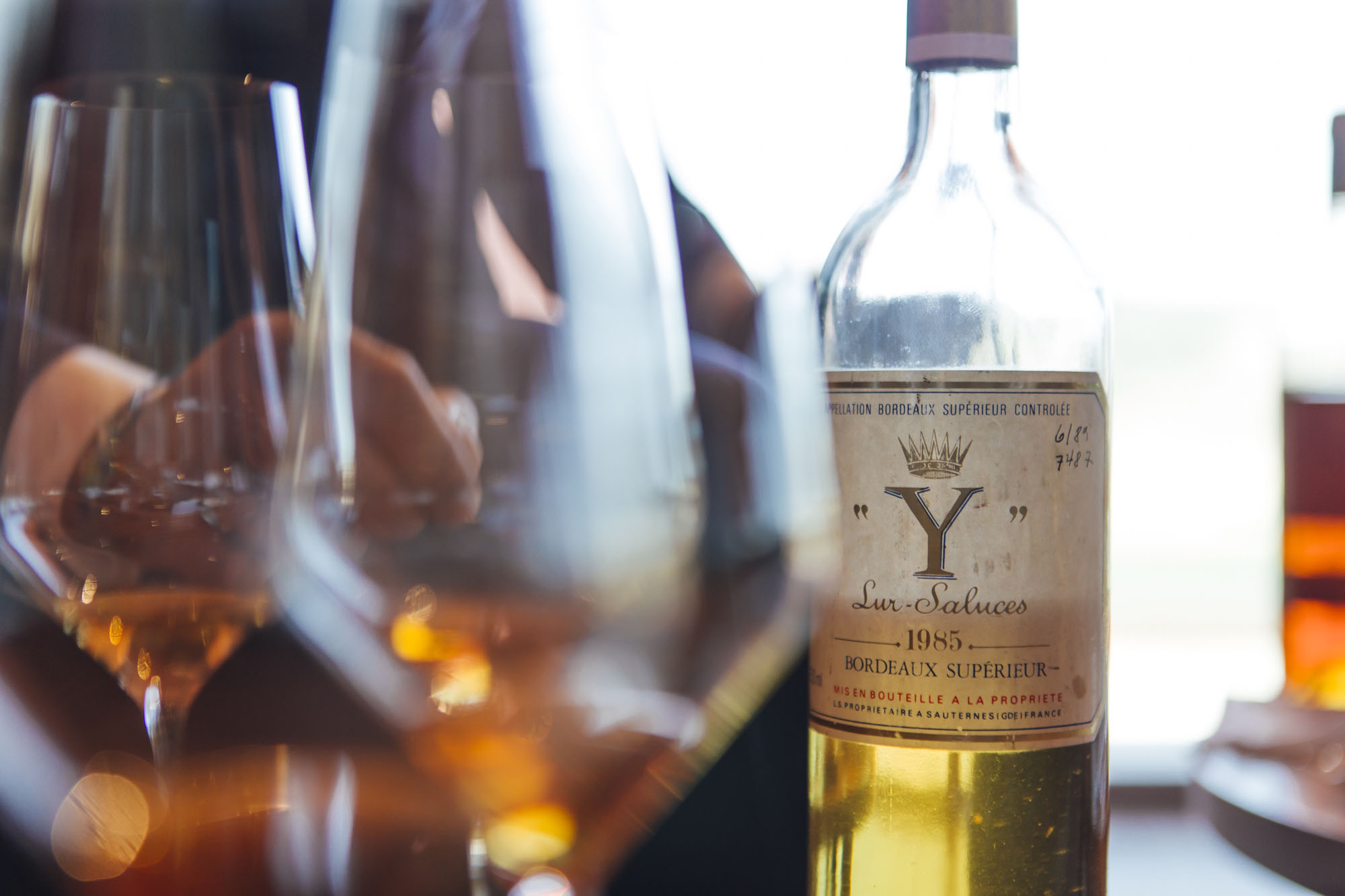 Un Château D'Yquem del 85, una joya que hay que probar al menos una vez en la vida. Un Château D'Yquem del 85, una joya que hay que probar al menos una vez en la vida.