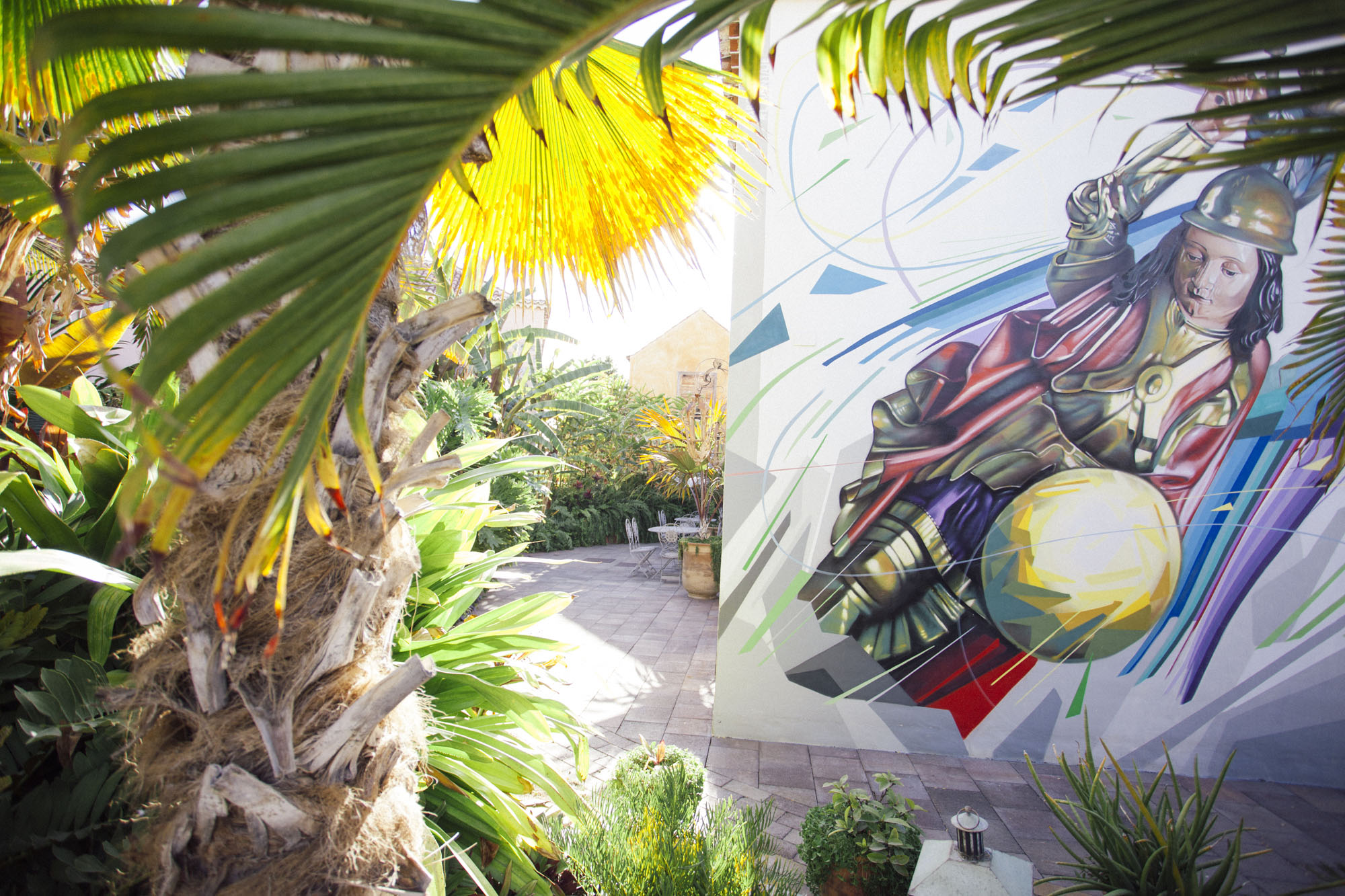 El mural de 'Sabotaje al montaje' del grafitero canario Matías Mata. El mural de 'Sabotaje al montaje' del grafitero canario Matías Mata.