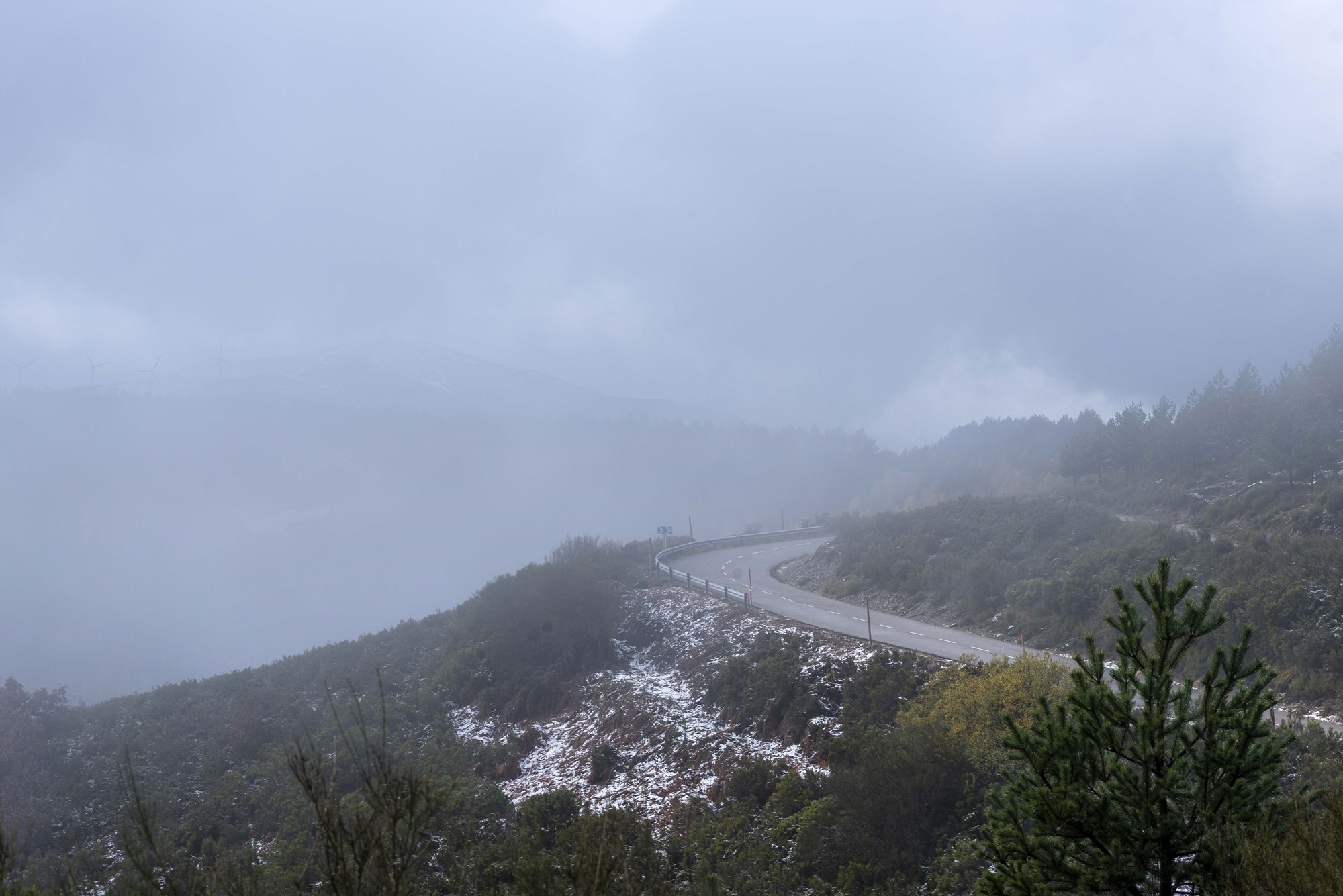 Cuando pasees en verano por estos camino recuerda la magia invernal. Cuando pasees en verano por estos camino recuerda la magia invernal.