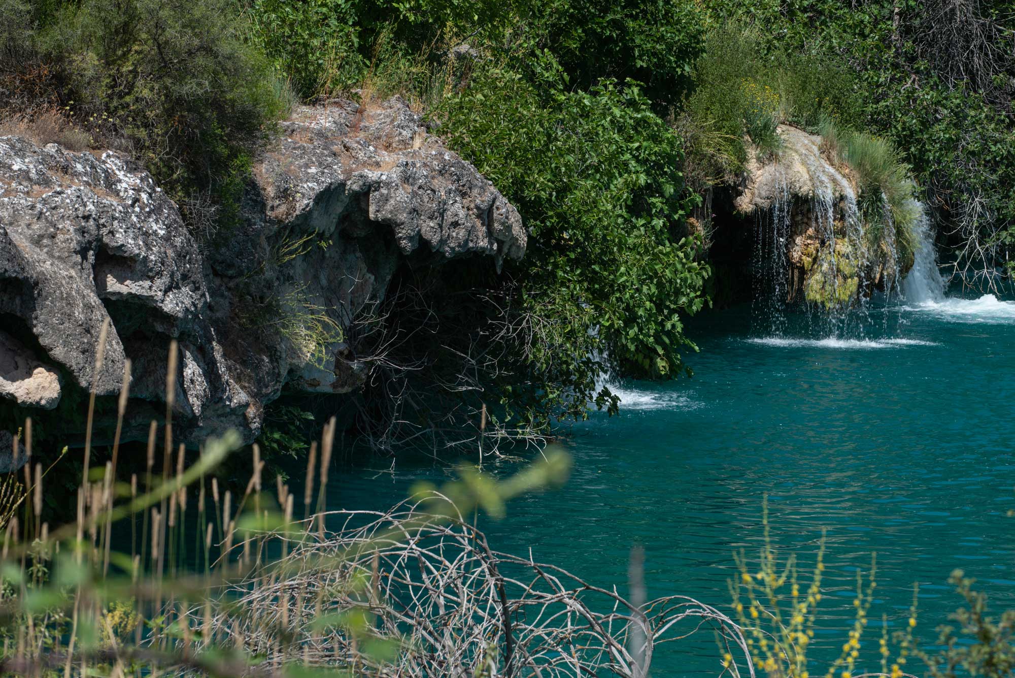 Laguna Salvadora, con las minicascadas que se forman del agua que rebosa de la anterior. Laguna Salvadora, con las minicascadas que se forman del agua que rebosa de la anterior.