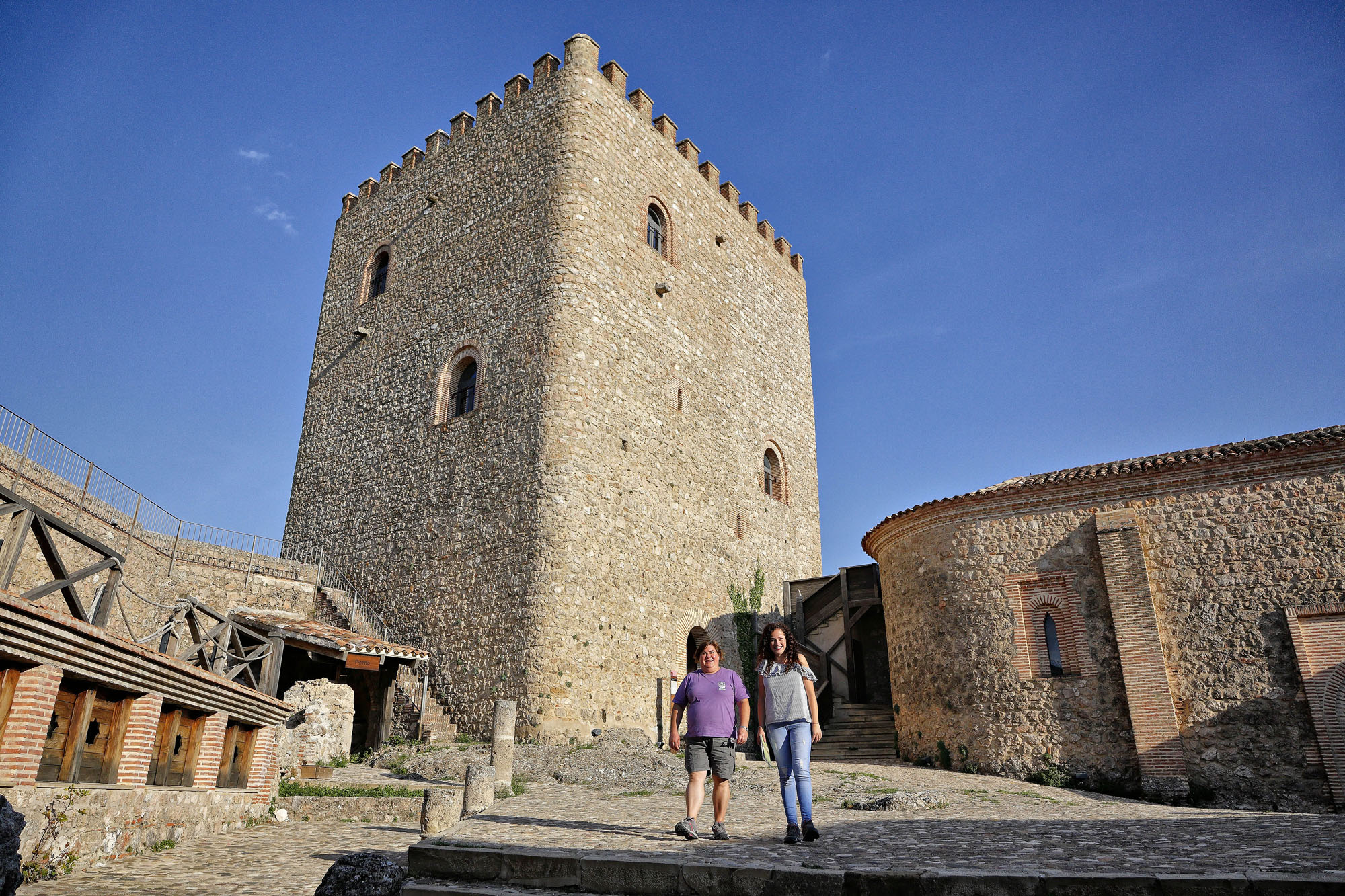 Estamos en el castillo más alto del Parque Natural de Cazorla, Segura y las Villas. Estamos en el castillo más alto del Parque Natural de Cazorla, Segura y las Villas.