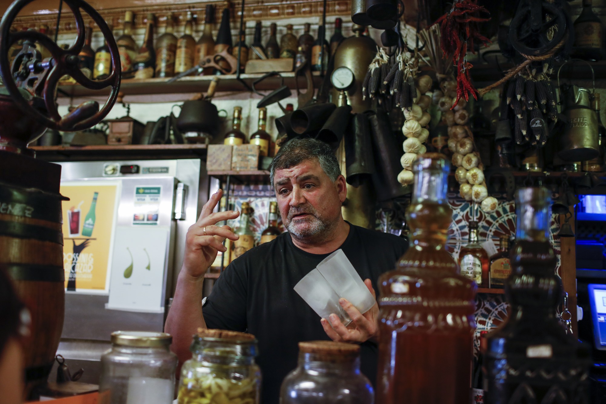 la barra jaen dueño la barra jaen dueño