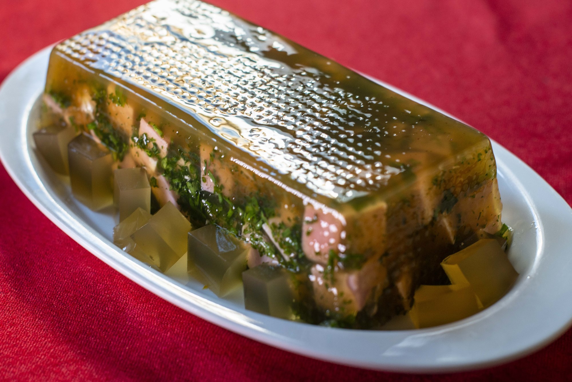 Lo mejor para este plato es servirlo frío. Lo mejor para este plato es servirlo frío.