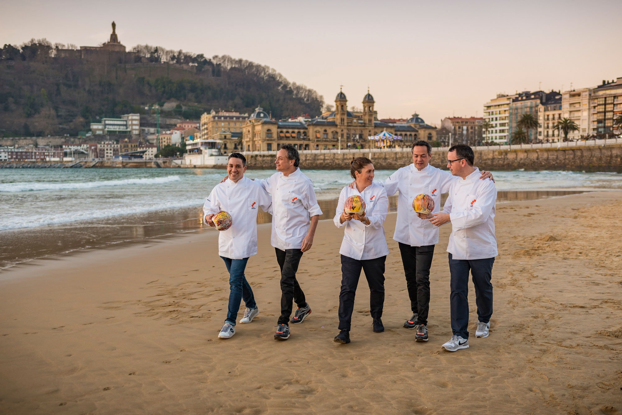 Los cinco cocineros 3 Soles Guía Repsol 2019. Los cinco cocineros 3 Soles Guía Repsol 2019.