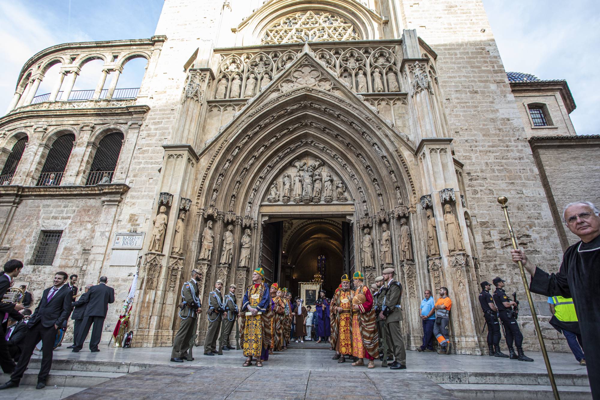 puerta catedral valencia puerta catedral valencia