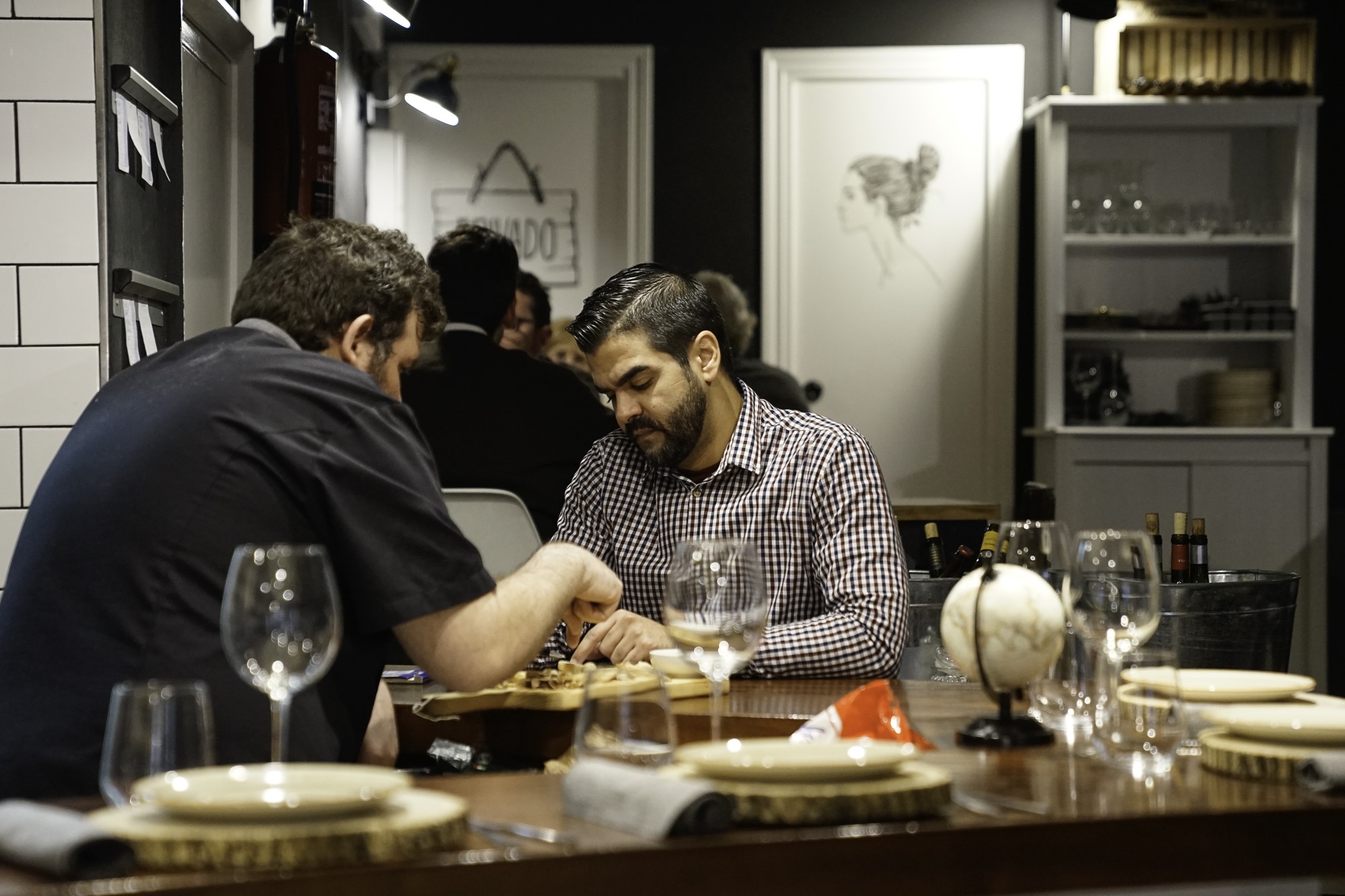 En total 32 personas pueden comer al mismo tiempo en 'El Ingrediente'. En total 32 personas pueden comer al mismo tiempo en 'El Ingrediente'.