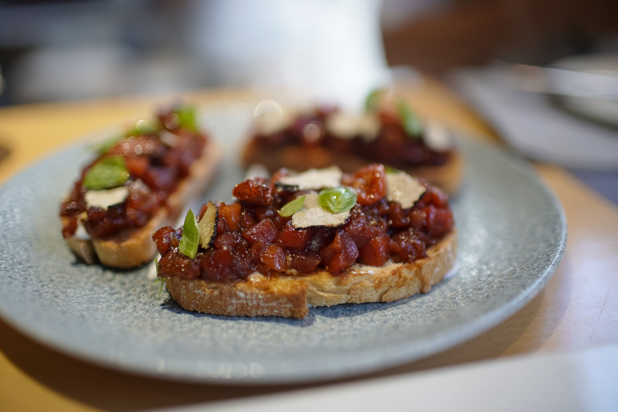 Tartar de atún con trufa. Tartar de atún con trufa.