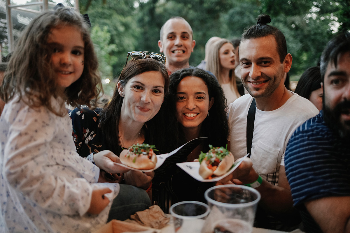 La buena cocina al alcance de todos los festivaleros. La buena cocina al alcance de todos los festivaleros.