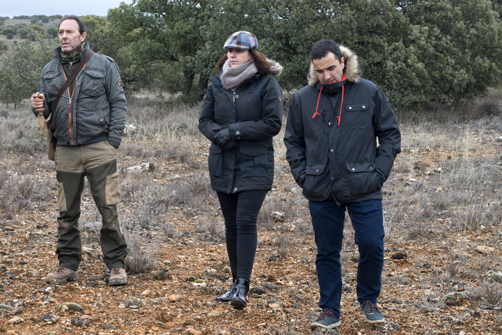 Óscar Velasco y su mujer Montserrat Abellà no quisieron perderse la búsqueda de trufas. Óscar Velasco y su mujer Montserrat Abellà no quisieron perderse la búsqueda de trufas.