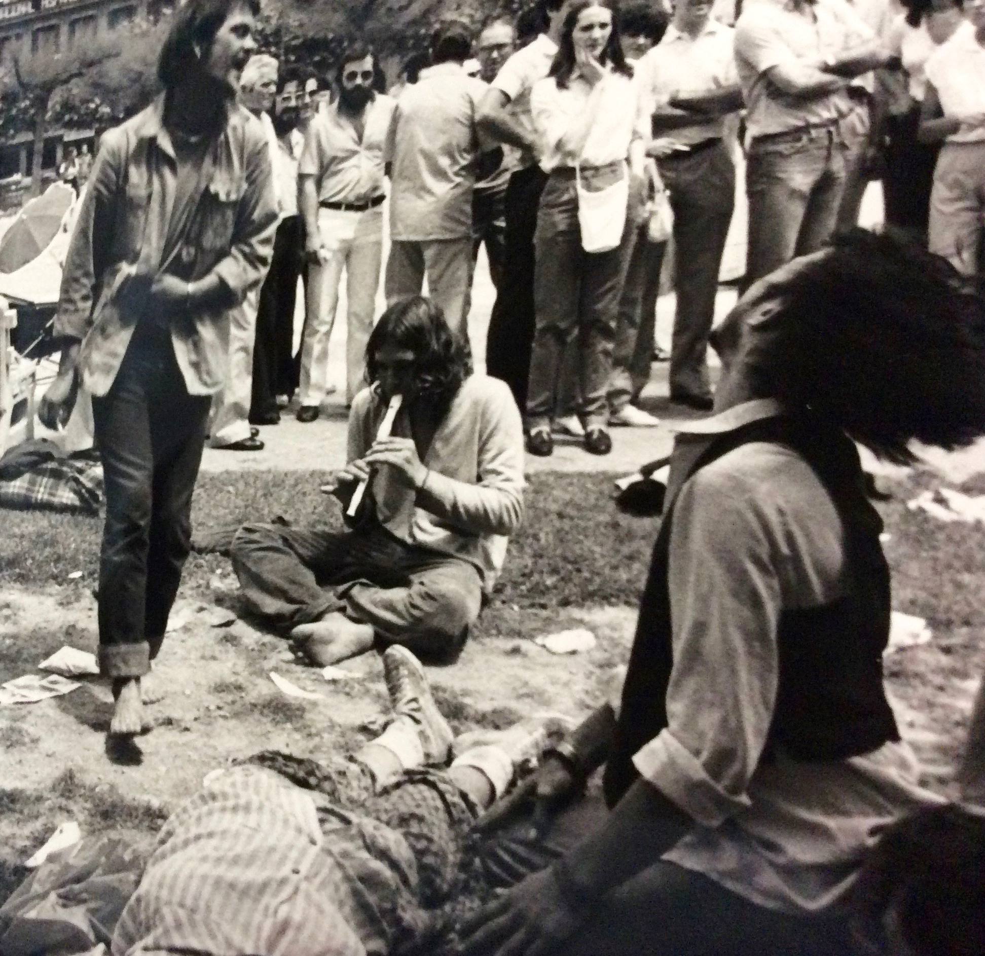 Hippies en San Fermín. Foto: José Luis Nobel Goñi. Ayuntamiento de Pamplona. Hippies en San Fermín. Foto: José Luis Nobel Goñi. Ayuntamiento de Pamplona.