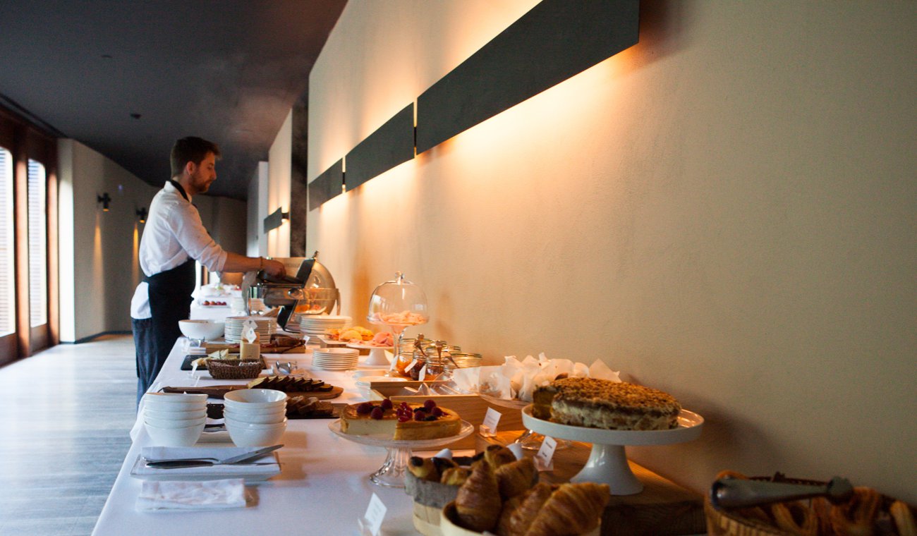 Hotel 'Alma' (Pamplona) - zona de desayuno Hotel 'Alma' (Pamplona) - zona de desayuno