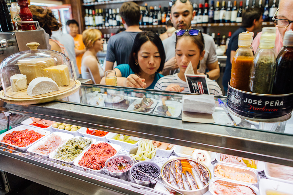 Bodega 'Quimet i Quimet', en Barcelona Bodega 'Quimet i Quimet', en Barcelona