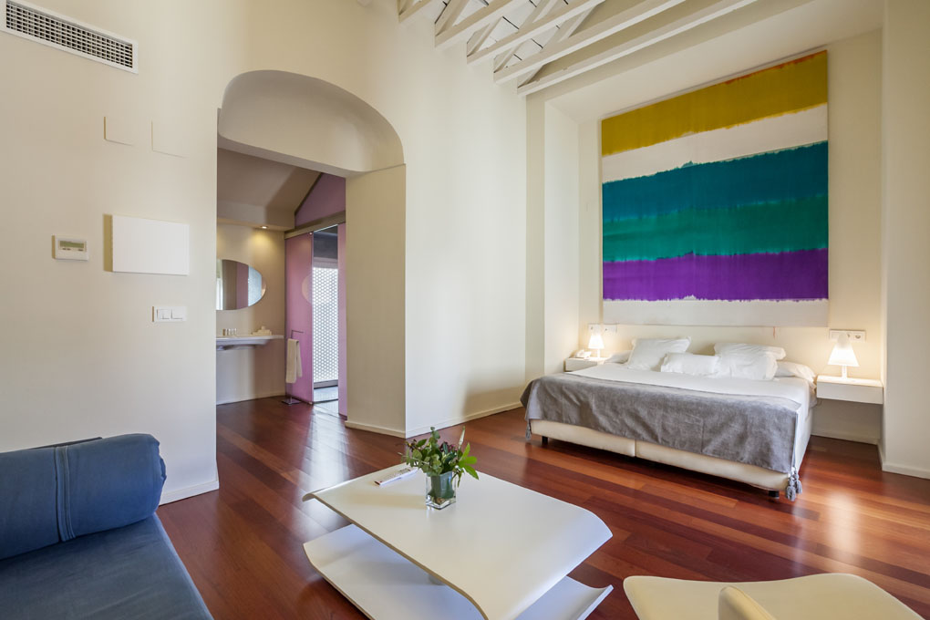 Ocho habitaciones llenas de encanto. Ocho habitaciones llenas de encanto.