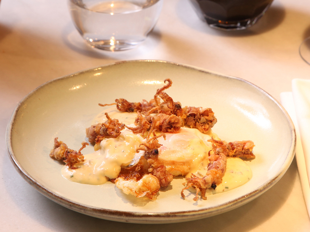 Los huevos fritos con chipirones de L' Eggs. Foto: L' Eggs. Los huevos fritos con chipirones de L' Eggs. Foto: L' Eggs.