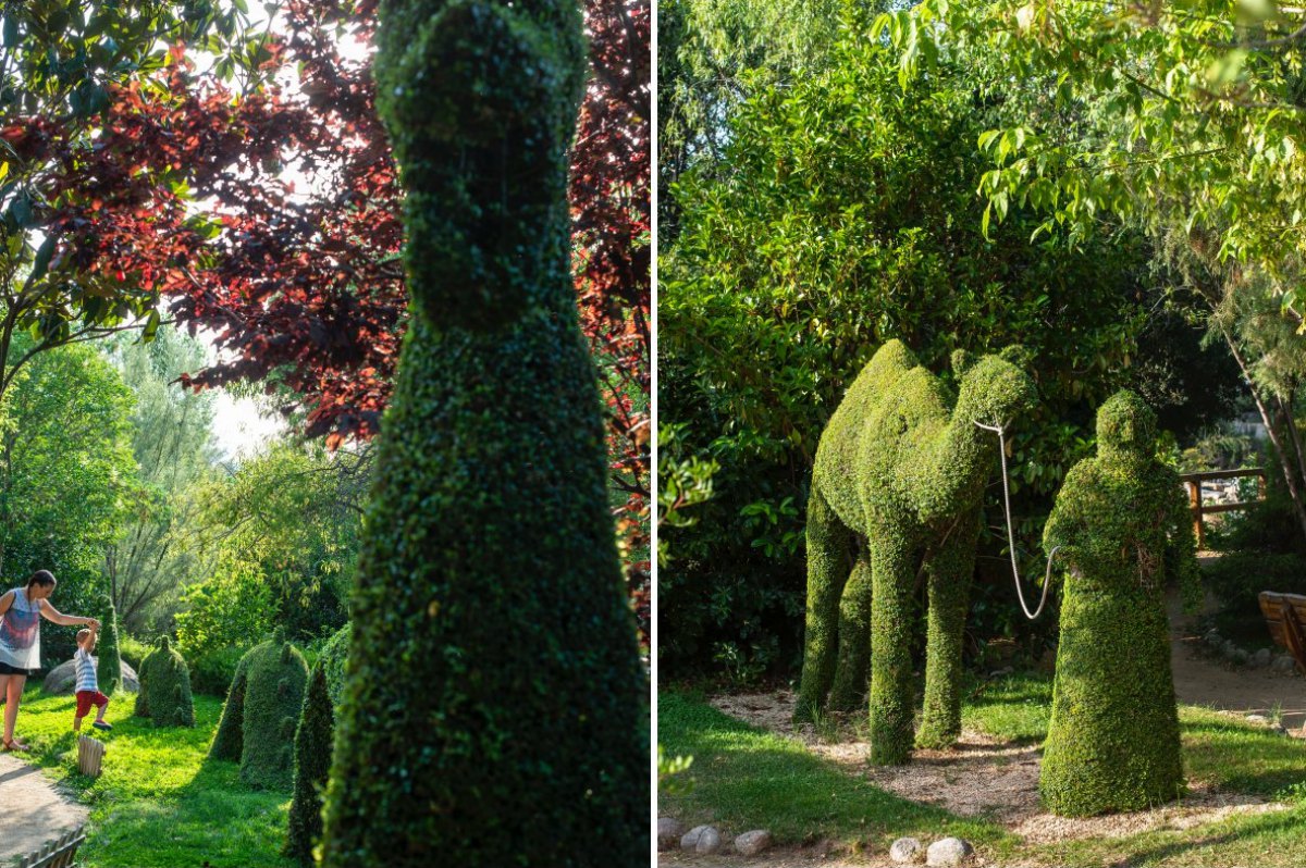 Nessie, el monstruo del Lago Ness, es una de las esculturas más llamativas del bosque. Nessie, el monstruo del Lago Ness, es una de las esculturas más llamativas del bosque.