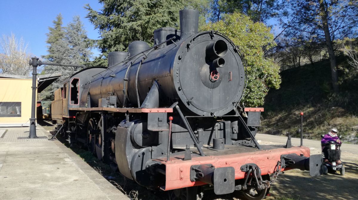 La locomotora del antiguo tren del aceite te espera en la estación de Cabra. Foto: Antonio Camacho. La locomotora del antiguo tren del aceite te espera en la estación de Cabra. Foto: Antonio Camacho.