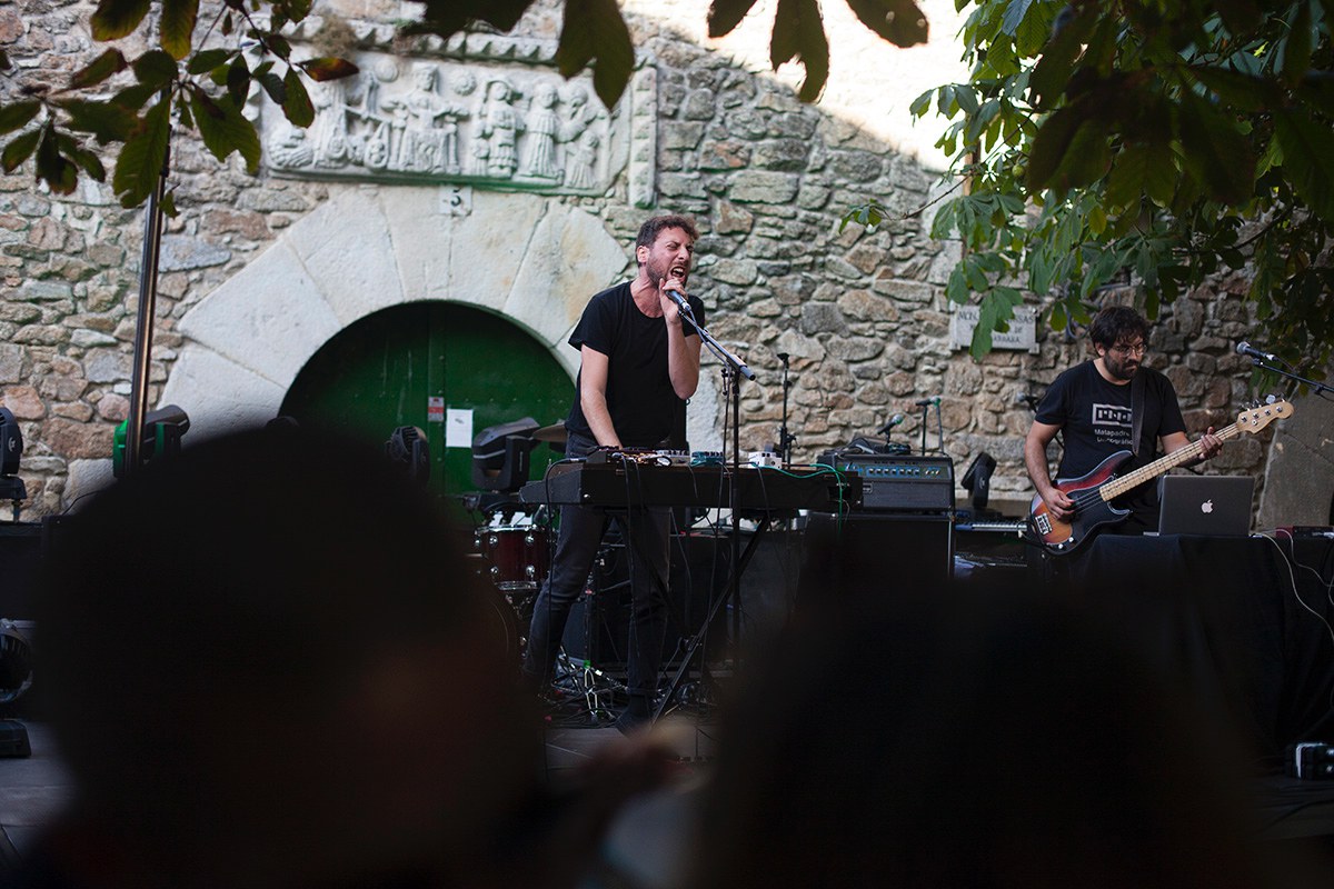 Una de las actuaciones de Pantis en la emblemática Plaza de las Bárbaras. Foto: Festival Noroeste. Una de las actuaciones de Pantis en la emblemática Plaza de las Bárbaras. Foto: Festival Noroeste.