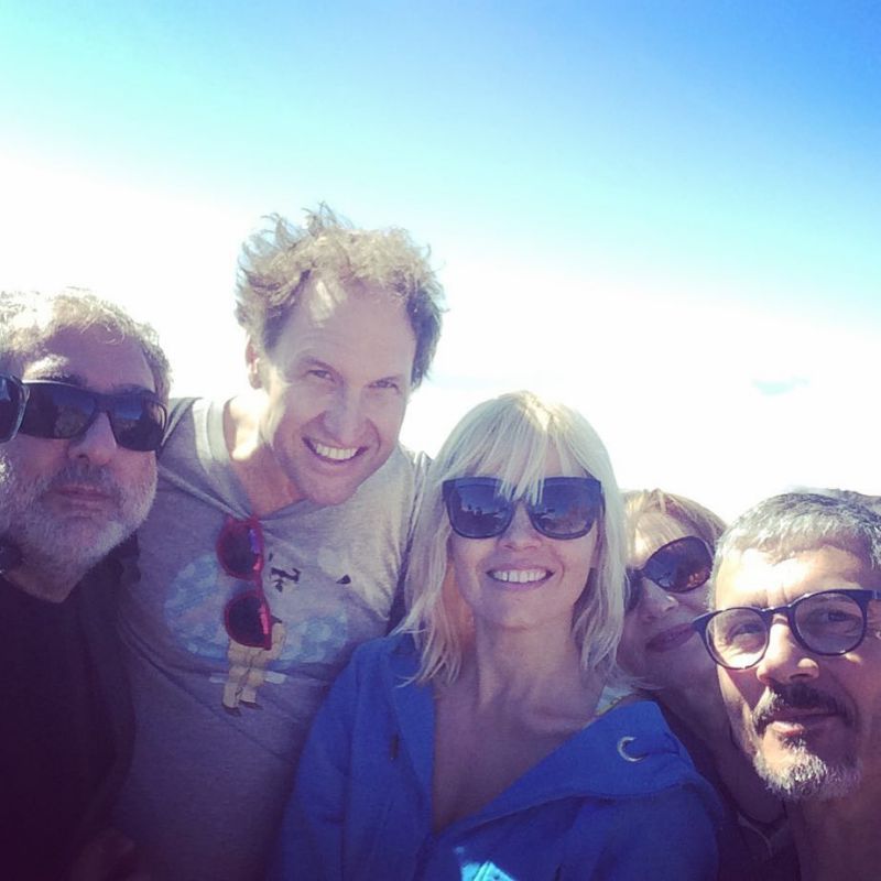 Con el equipo de trabajo en La Palma, la isla bonita. Foto: Instagram. Con el equipo de trabajo en La Palma, la isla bonita. Foto: Instagram.
