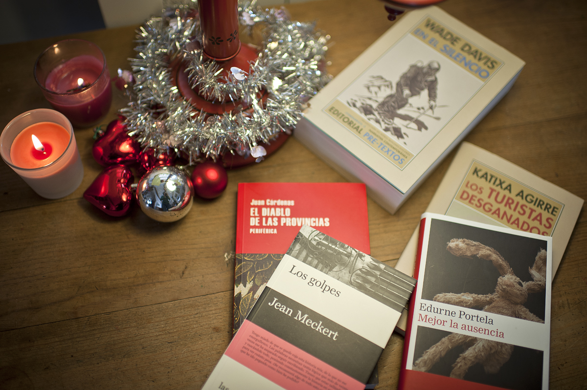 Sumérgete en los libros estas navidades. Sumérgete en los libros estas navidades.