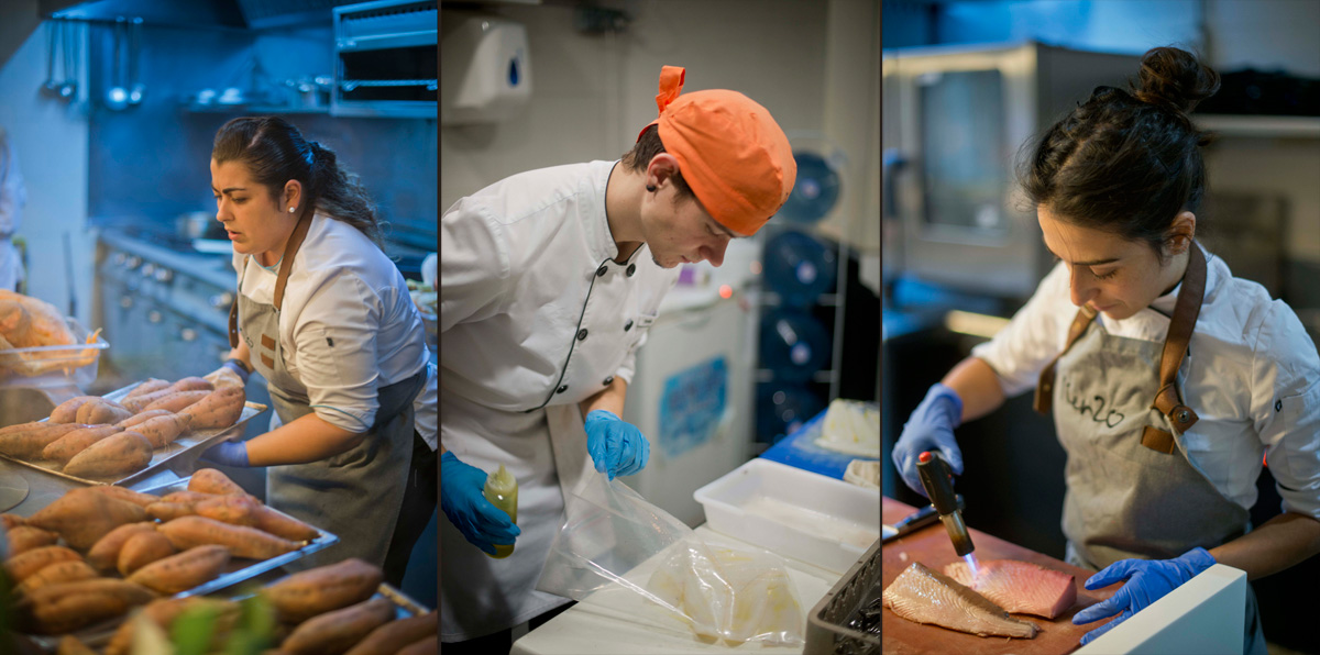 El equipo de cocina, sin un minuto para parar en la hora punta. Foto: Sofía Moro El equipo de cocina, sin un minuto para parar en la hora punta. Foto: Sofía Moro